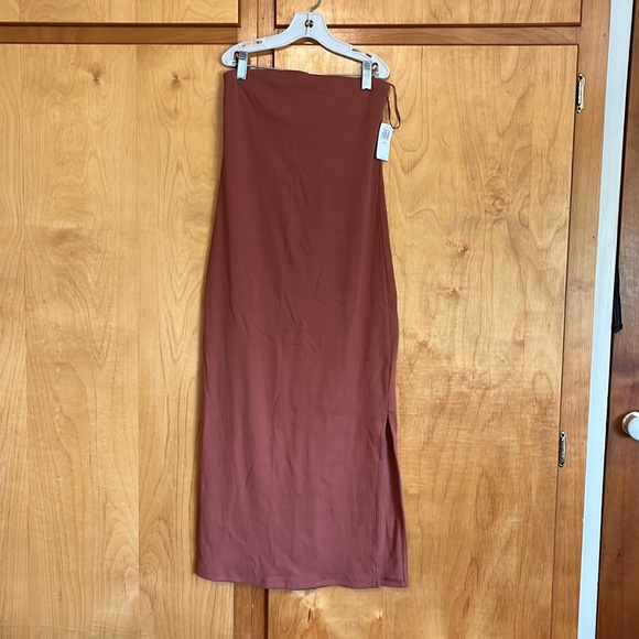 *NEW WITH TAGS* Old Navy Fitted Tube Dress - Picture 4 of 5